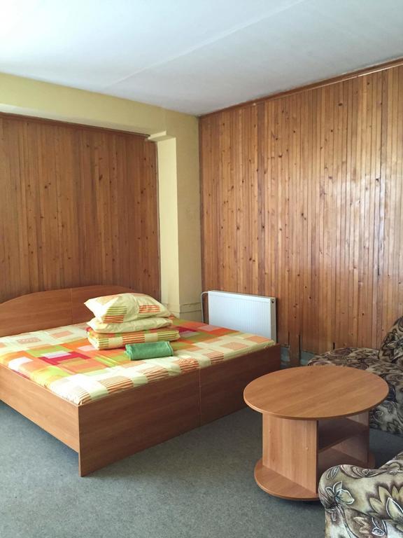 Motelis Jonuciai Garliava Bilik gambar